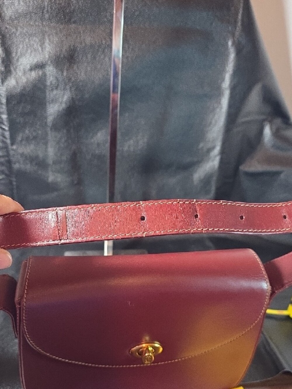 Vintage Cartier Burgundy Leather Crossbody Bag with Gold Turn-Lock - Picture 12 of 16